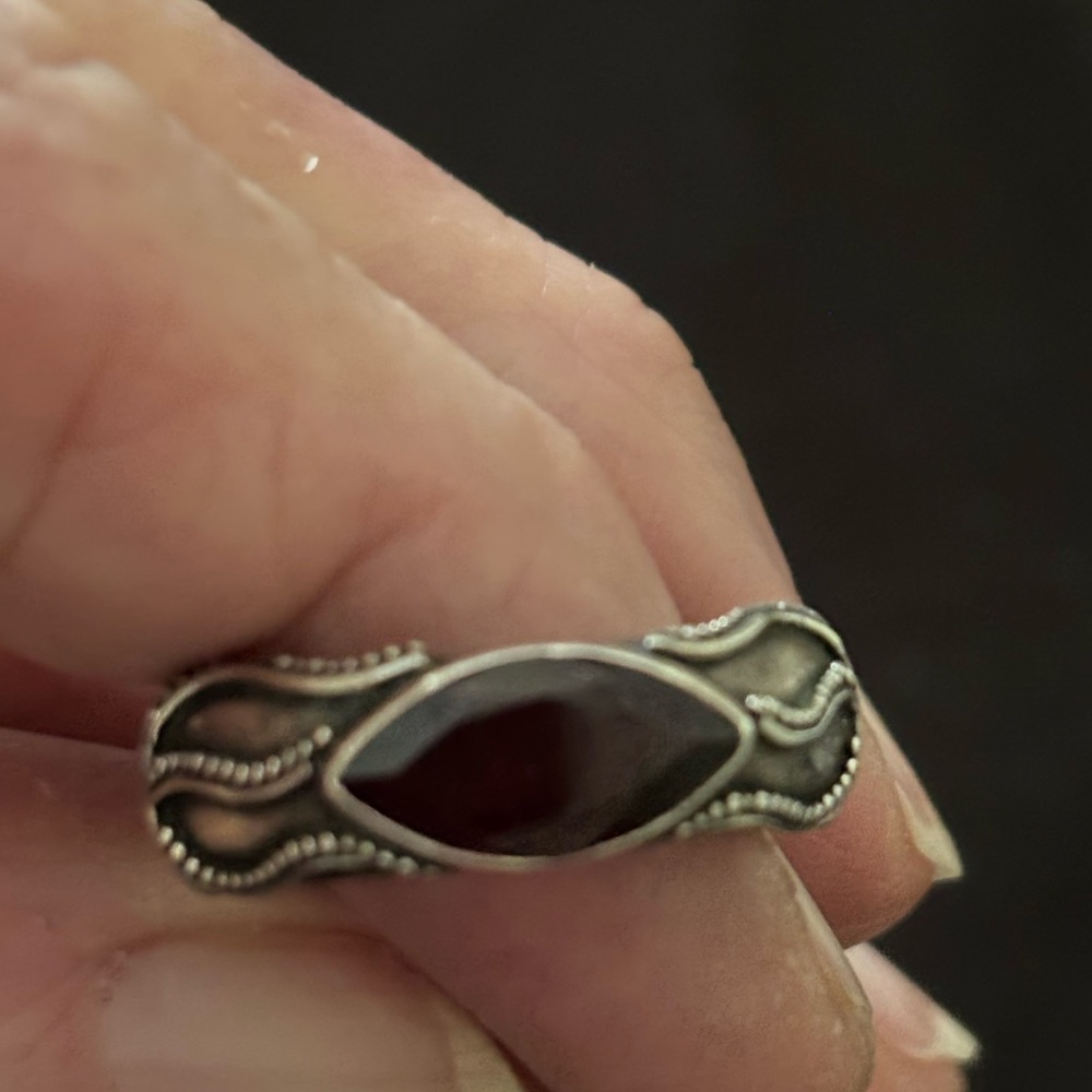 Vintage Lori Bonn red gemstone ring